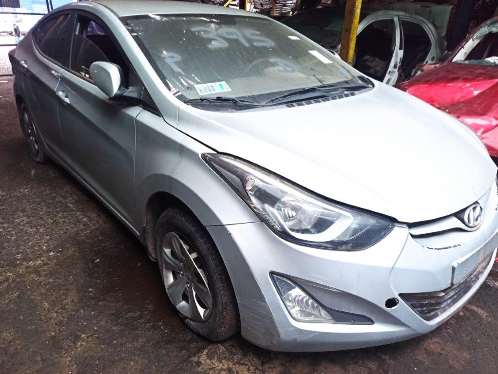  Hyundai ELANTRA 2016    EN DESARME